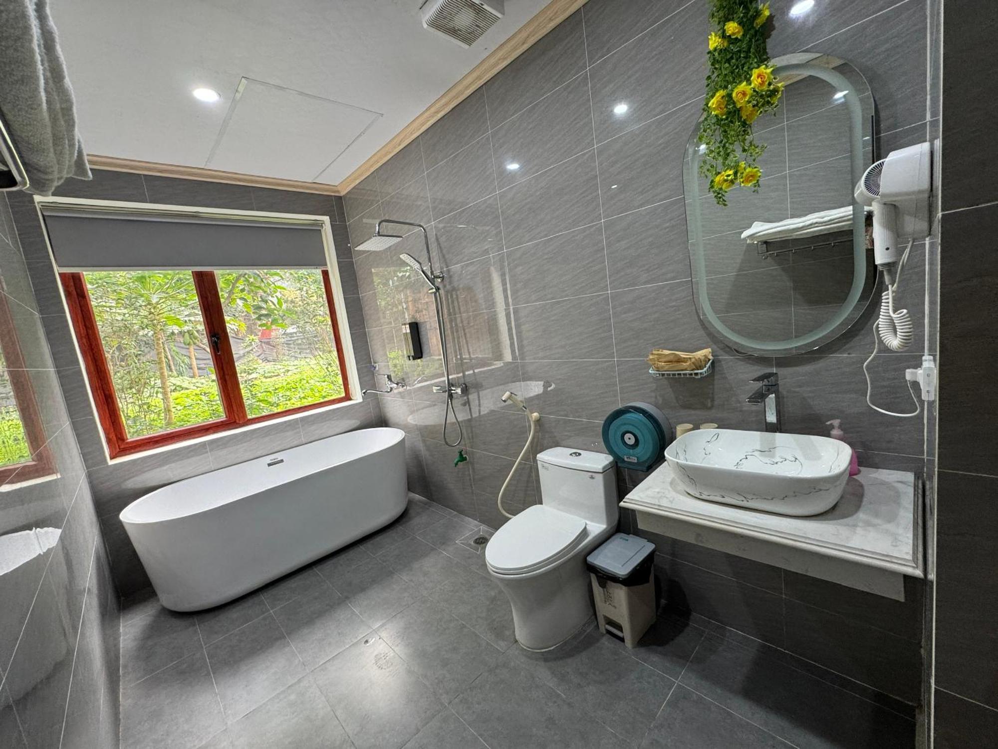 Trang An Luxury * Ninh Binh