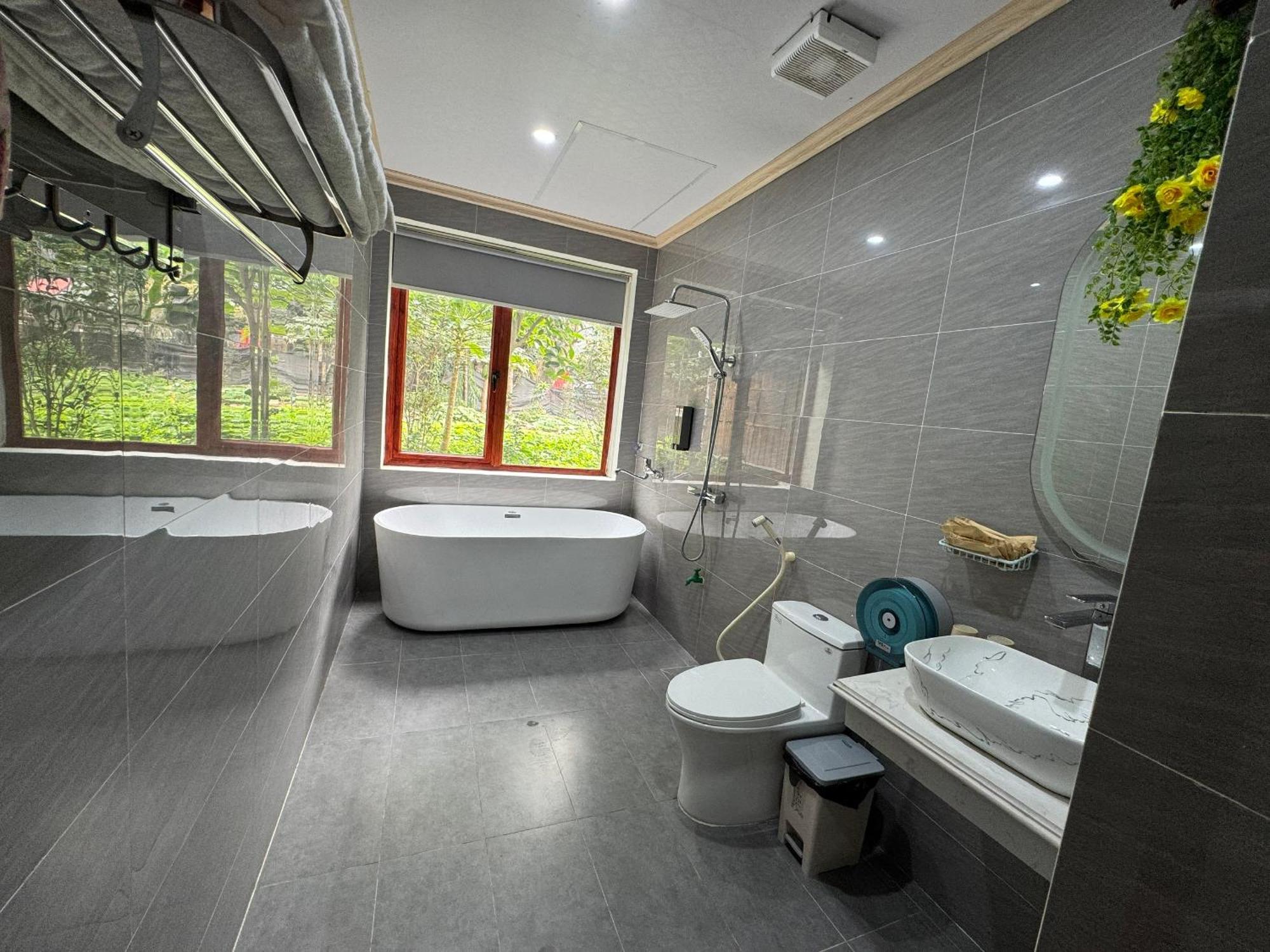 Trang An Luxury Homestay *